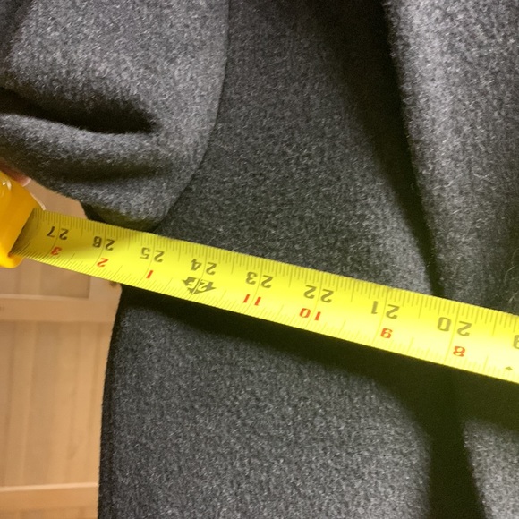 Lord & Taylor Men’s lamb wool pea coat - Picture 9 of 9